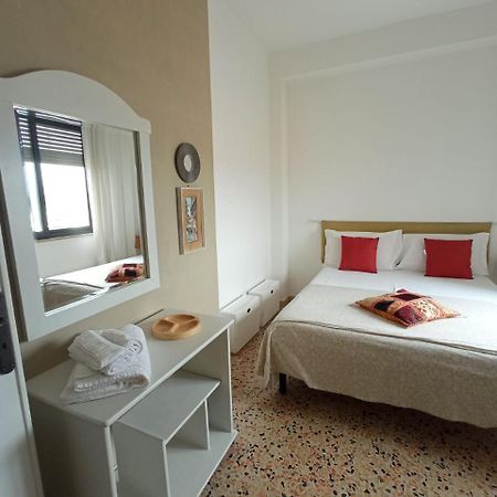 Hotel Myhouse Olbia Esterno foto